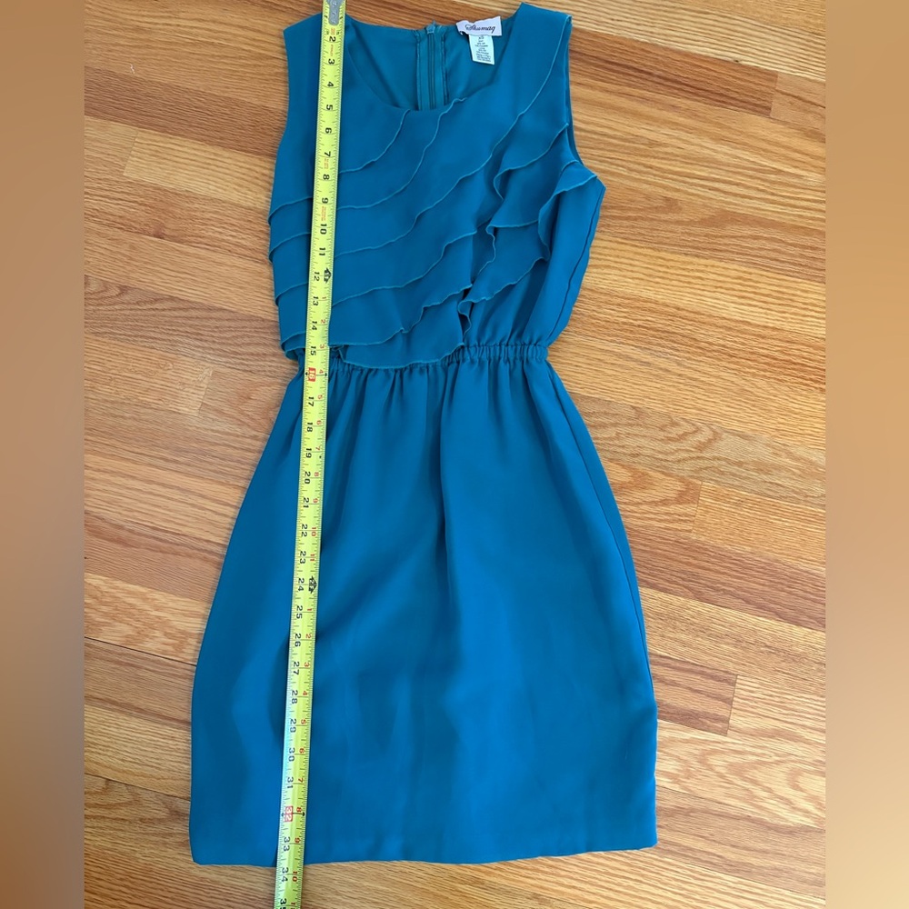Elegant Teal Sleeveless Dress